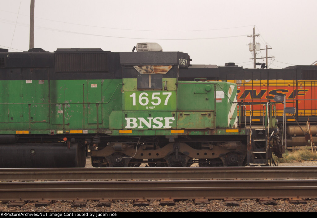 BNSF 1657